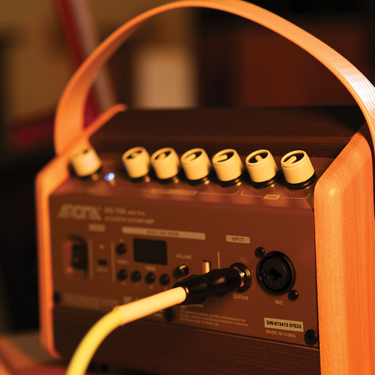 Aroma AG-15AML Acoustic Guitar Amplifier w/ Drum Machine